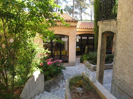 Une entrée à Eau Vive Provence