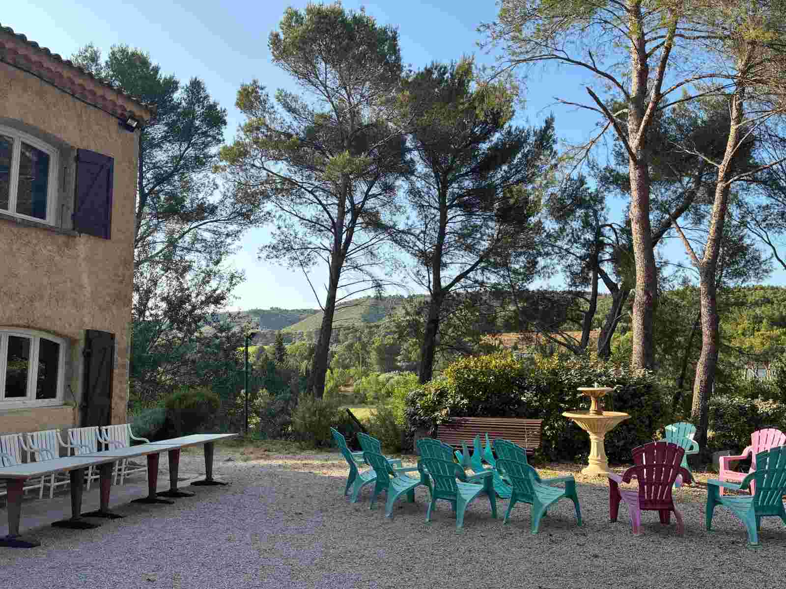 Terrasse et vue depuis Eau Vive Provence