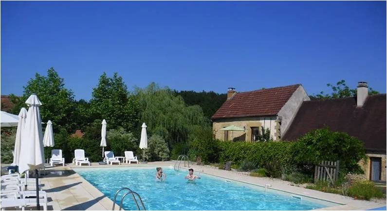 La piscine du Jardin des amis du Seigneur