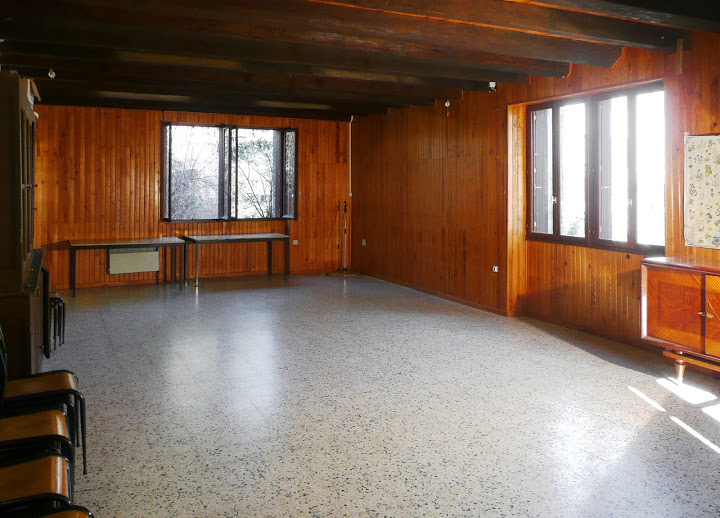 30 La Source salle polyvalente
